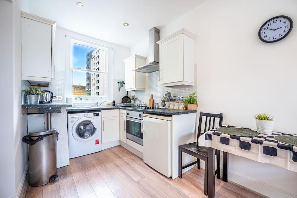 Cosy Flat In Central Ldn Payment To The Host Apartment London Bagian luar foto