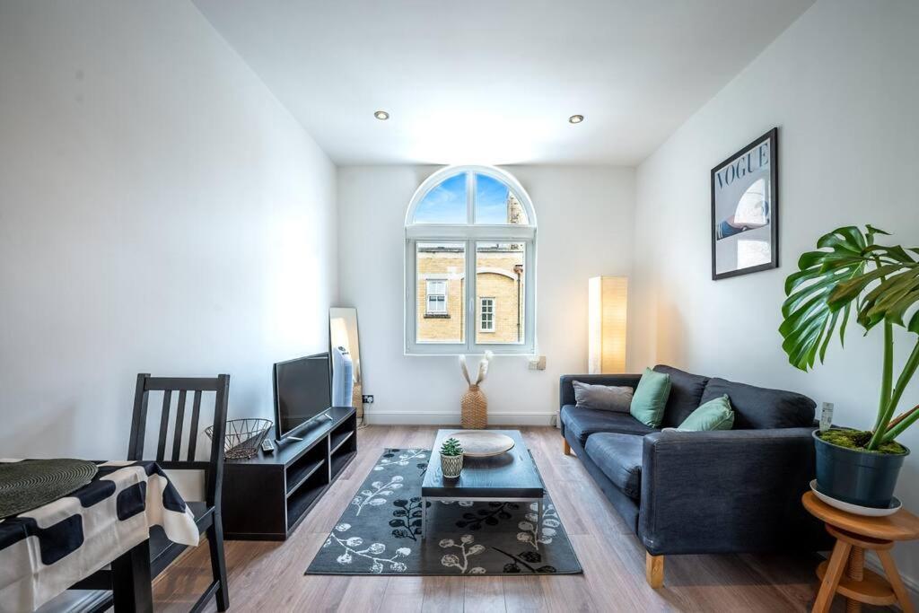 Cosy Flat In Central Ldn Payment To The Host Apartment London Bagian luar foto